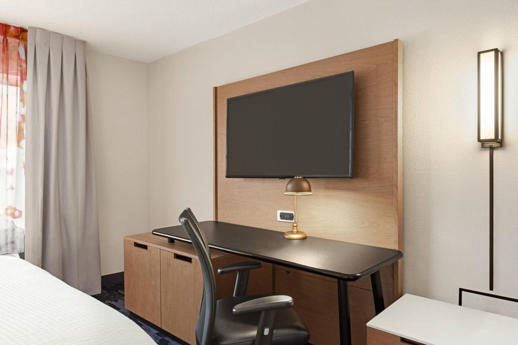 Fairfield Inn By Marriott Warren Niles Buitenkant foto