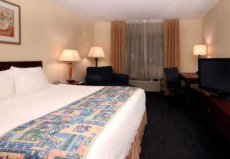 Fairfield Inn By Marriott Warren Niles Buitenkant foto