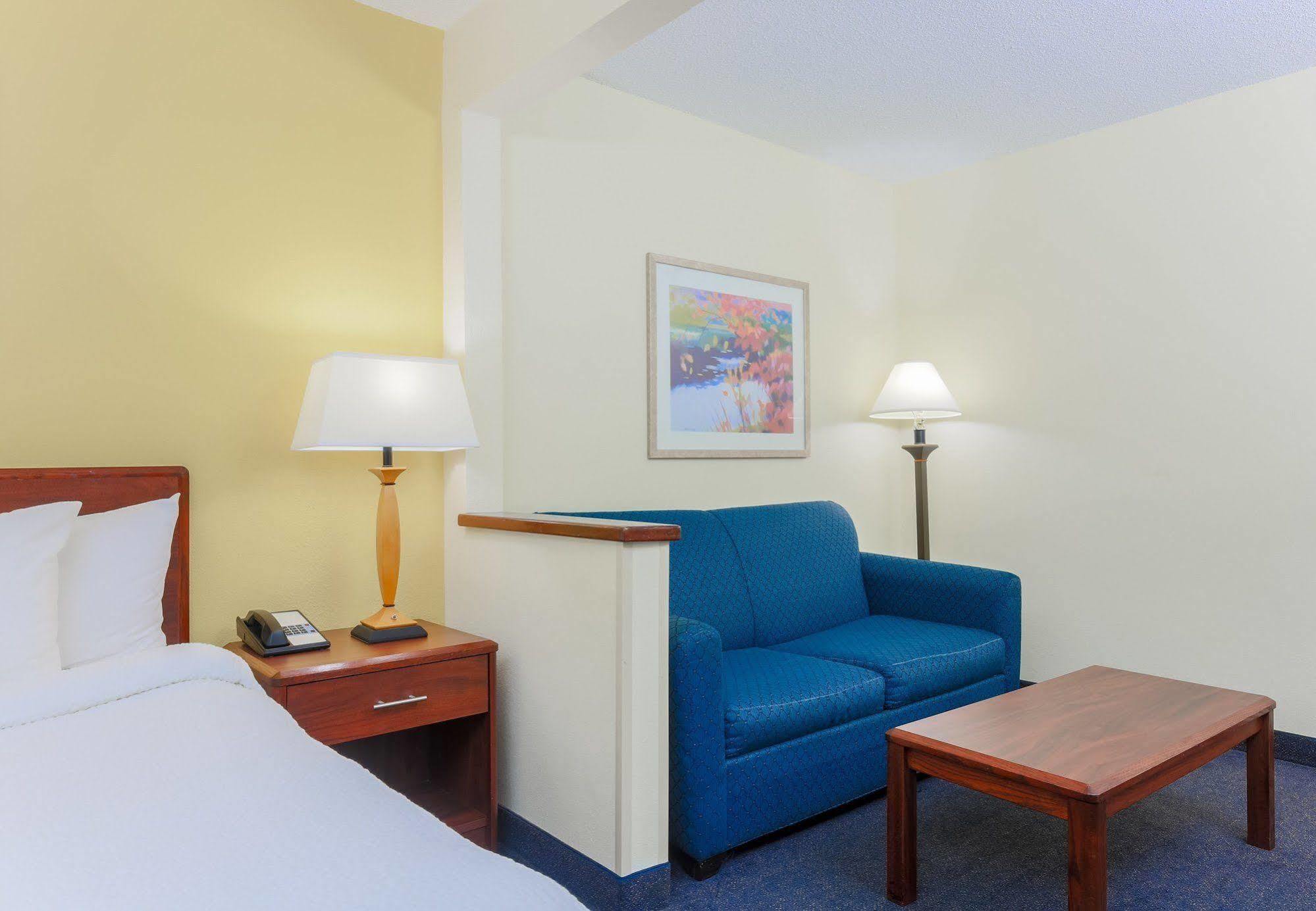 Fairfield Inn By Marriott Warren Niles Buitenkant foto