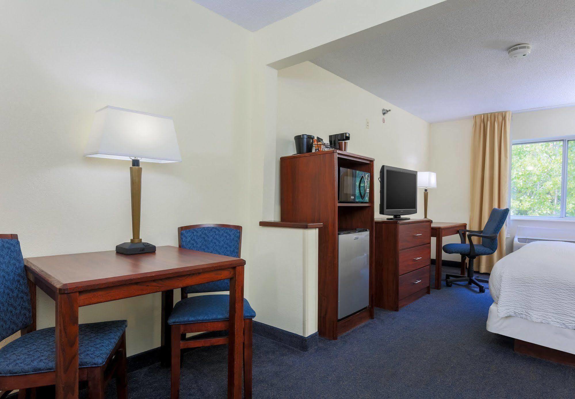Fairfield Inn By Marriott Warren Niles Buitenkant foto